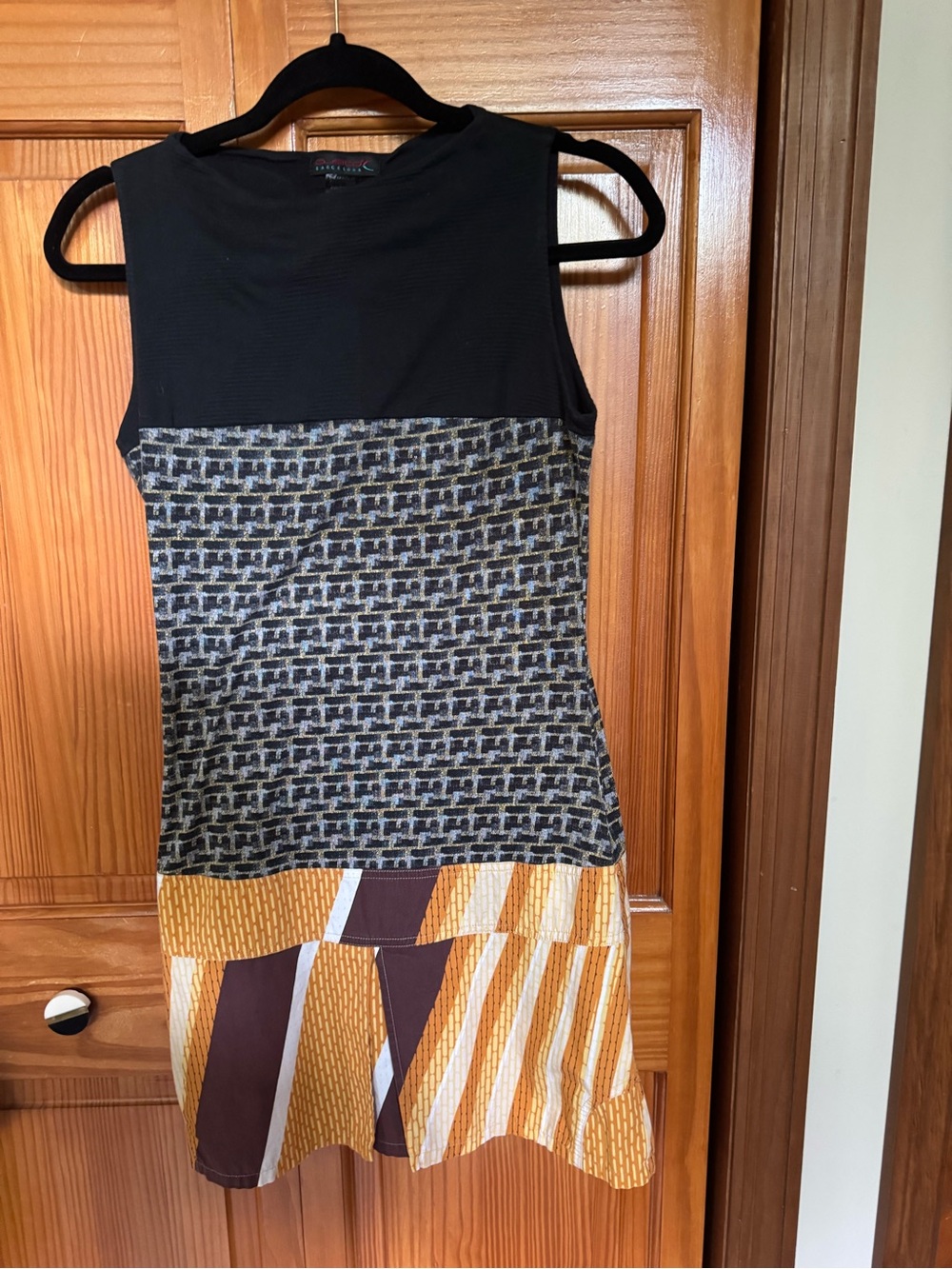 Custo Barcelona Black, Mustard and Brown Mixed-Print Sleeveless Tank